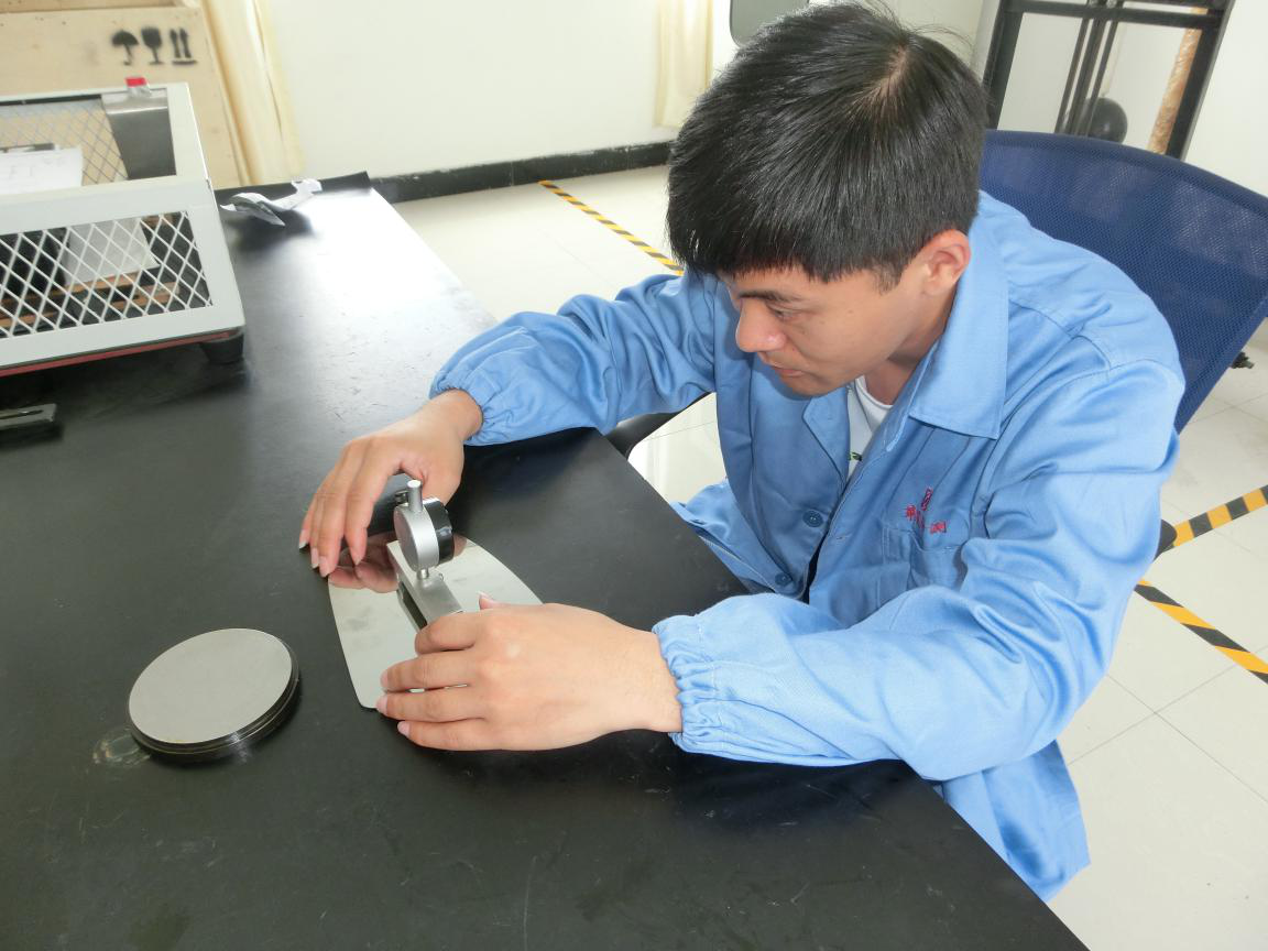 车辆倒车镜E<a href='/Products/CErenzheng.html' class='keys' title='点击查看关于CE认证的相关信息' target='_blank'>CE认证</a>申请